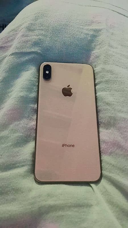 I phone xs max 64GB jv non water peck battery health 87 0