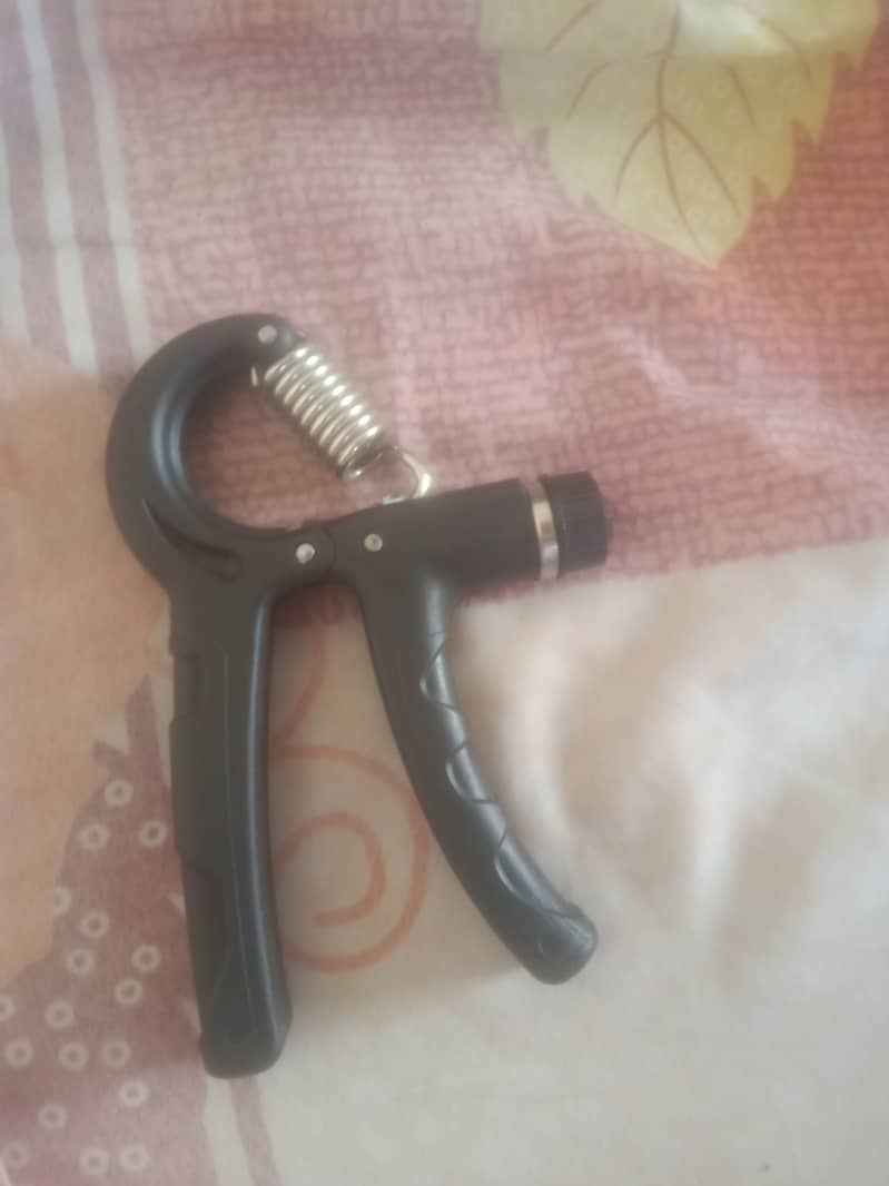 hand gripper 2