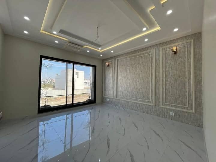 10 Marla house available for rent in DHA 11 Rahber 12