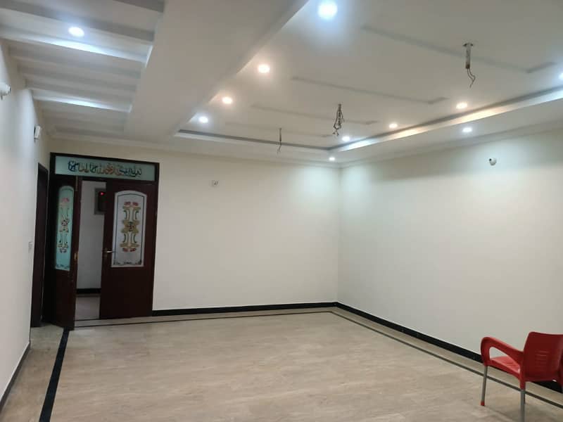 10 marla first floor portion for rent in Mughal homes opposite to AL Hafeez garden phase 5 canal road Lahore 5