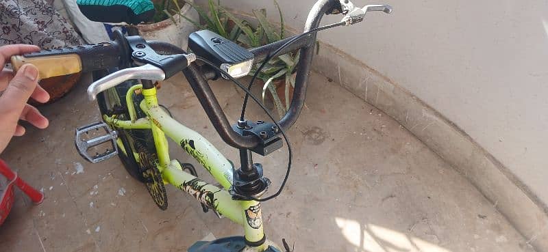 imported bmx cycle. front&back light. 1 year used negotiation available. 2