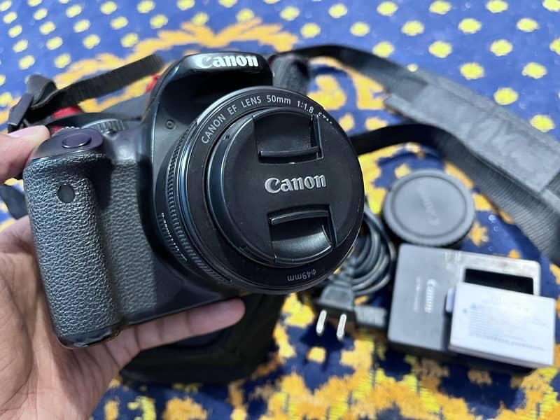 CANON EOS 650D WITH CANON 50mm EF LENS 1 : 1.8 STM 18