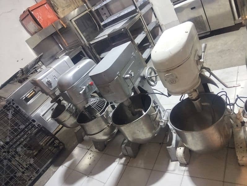 We Have Used Setup Available/pizza oven/fryer/hotplate/working table 11