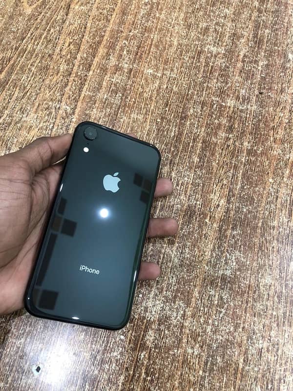 iPHONE XR (NON-PTA, NON-ACTIVE) FOR SALE! 1