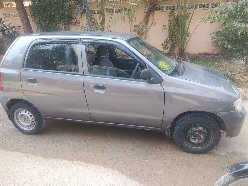 Suzuki Alto 2011 3