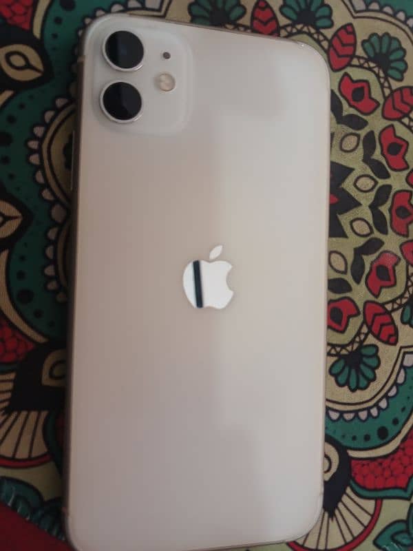 Apple IPhone 11 Good Condition 3