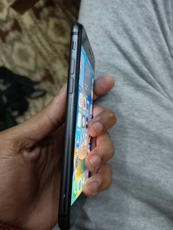 iphone 8 64gb 7