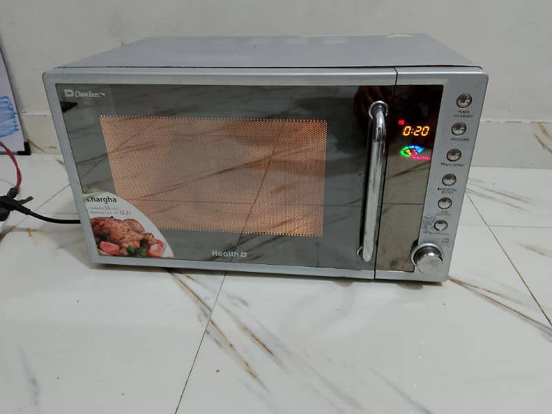 Dawlance microwave oven 2 in 1 grill + microwave 4