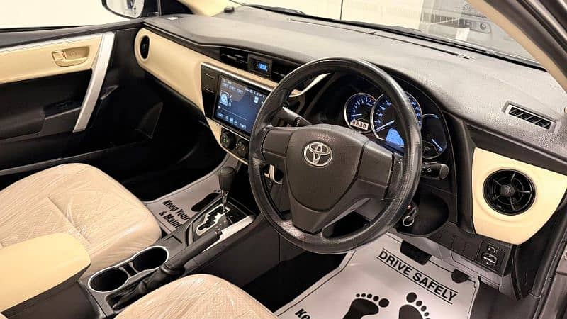 Toyota Corolla GLI AUTOMATIC 2019 9