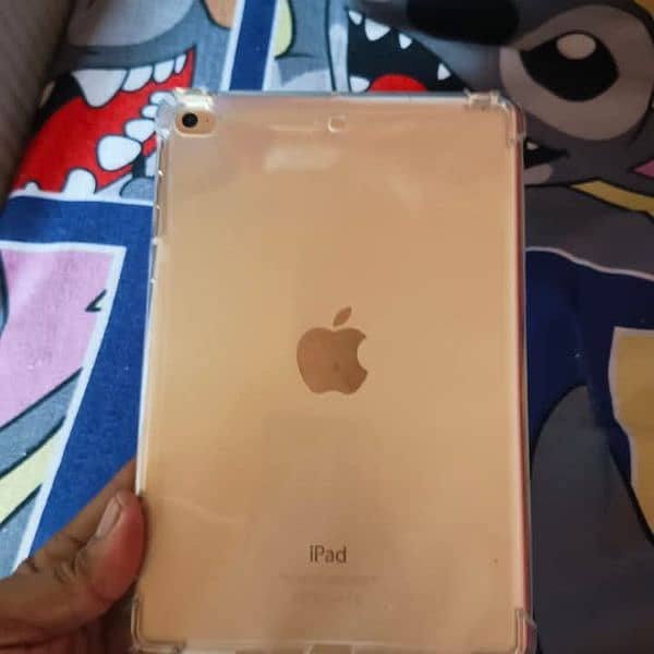 iPad Mini 4 128GB With Full Box # Watsapp  03274706406 0