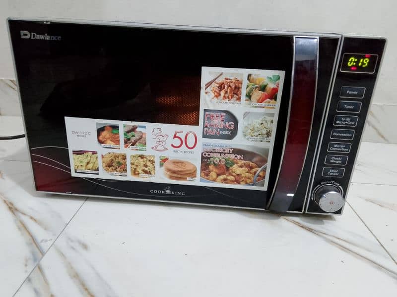 Dawlance 3 in 1 grill baking microwave oven neat and clean condition 1