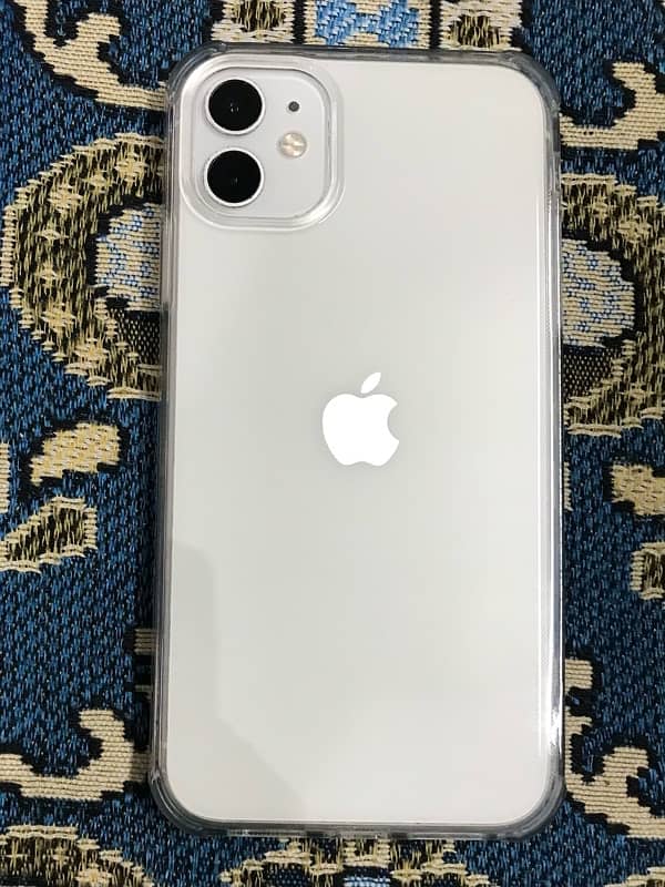 iPhone11 64gb Non PTA Factory Unlock White 1