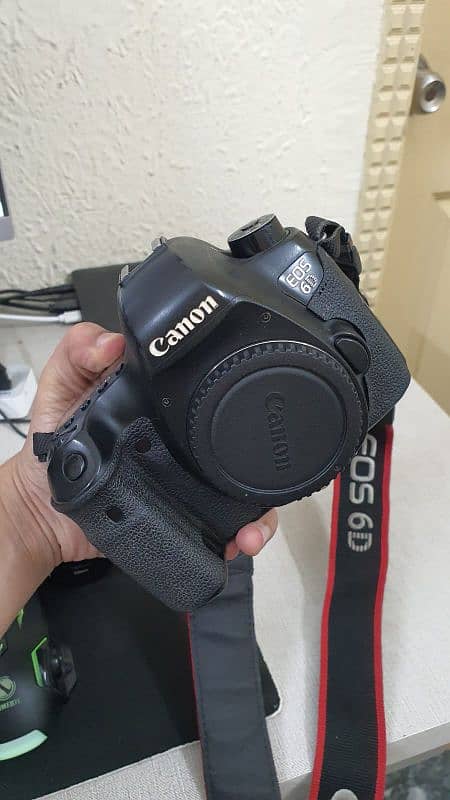 CANON 6D FULL FRAME BODY + LENSE 2