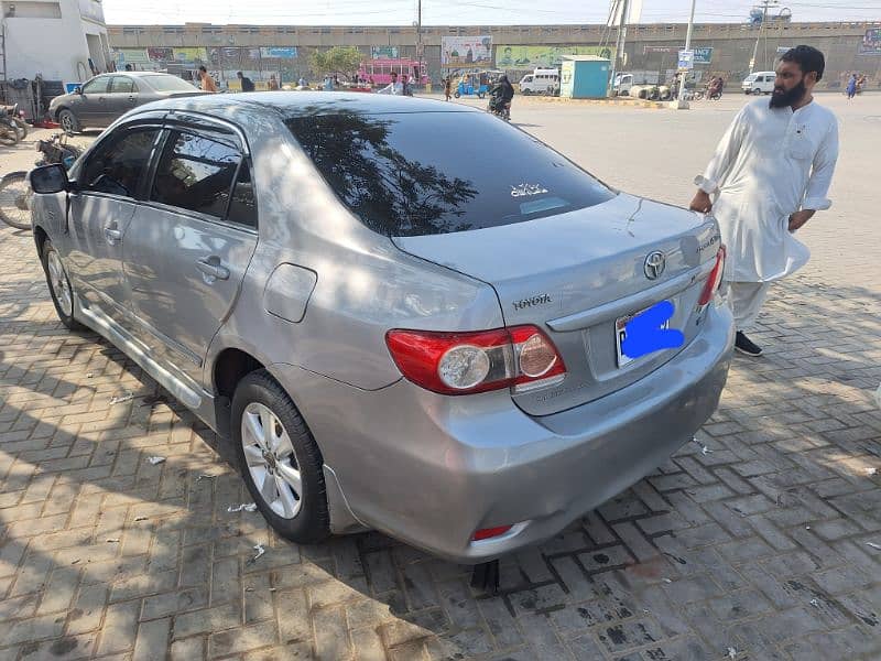 Toyota Corolla Altis 2013 1