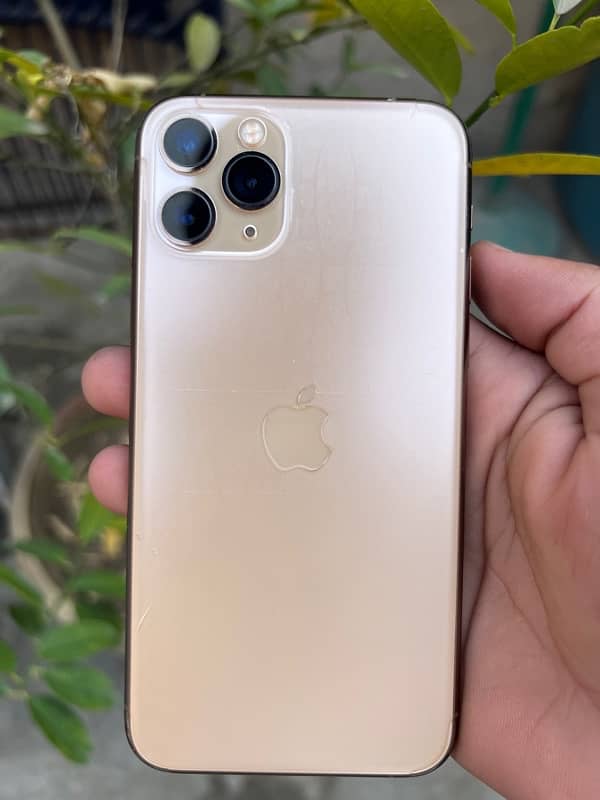 iphone 11pro gold colour 0