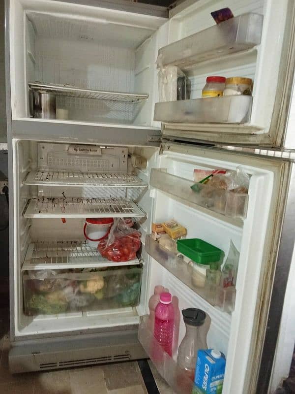 REFRIGERATOR FOR SALE 0