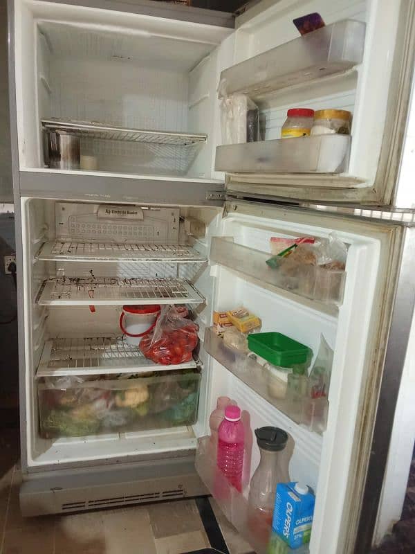 REFRIGERATOR FOR SALE 6