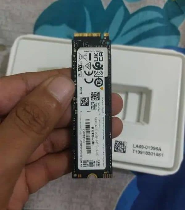 samsung 500gb gen4 nvme ssd same speed 980 pro 1