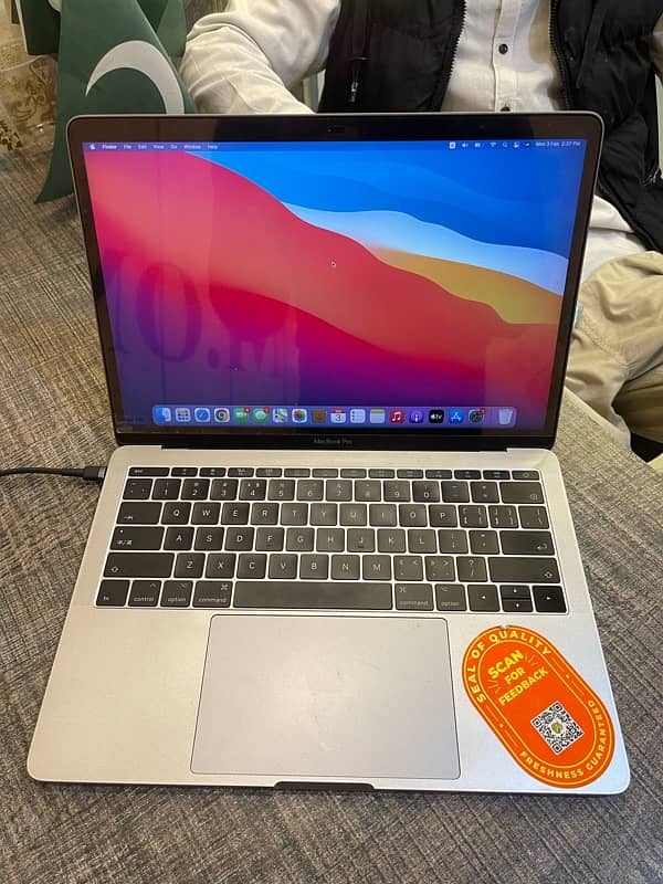 mackbook Pro 0