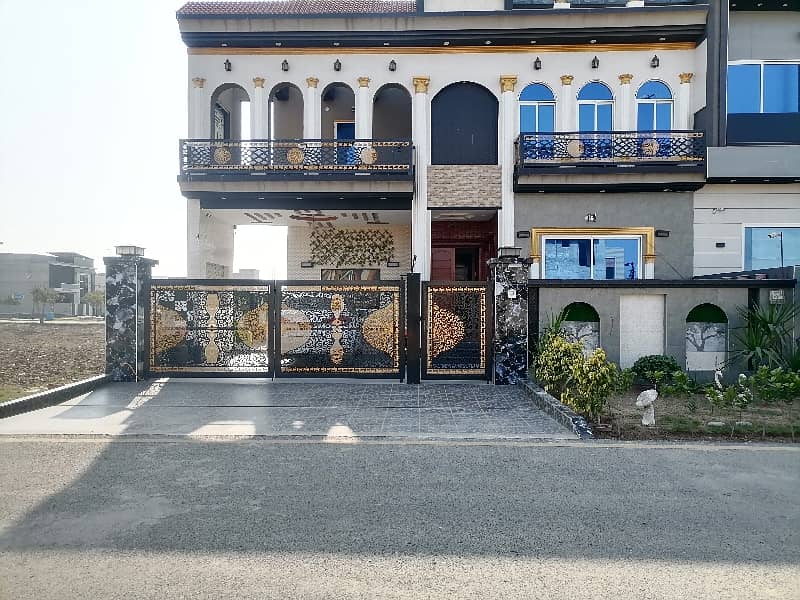 A Palatial Residence For Prime Location sale In Citi Housing Phase 2 Samundri Road Faisalabad 1