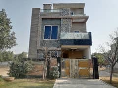 Stunning and affordable Prime Location House available for sale in Citi Housing Phase 2 Samundri Road