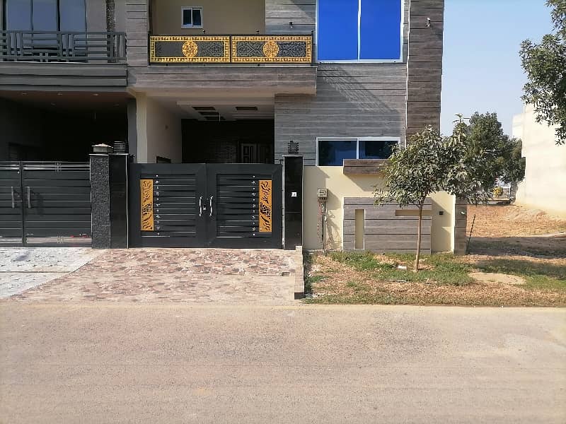 Prime Location sale A House In Faisalabad Prime Location 1