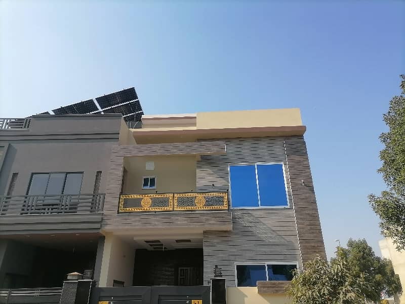 Prime Location sale A House In Faisalabad Prime Location 3