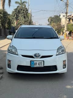 Toyota Prius 2010/14 Total genuine | Better then grande and civic |