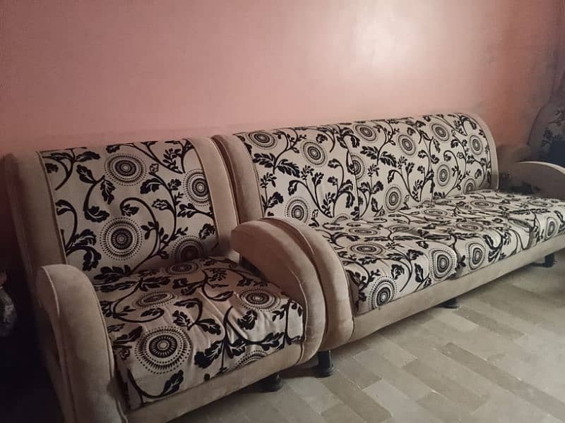 Sofa Set Condition 10/9 2