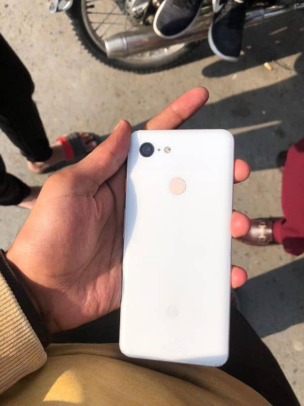 Google Pixel 3 0