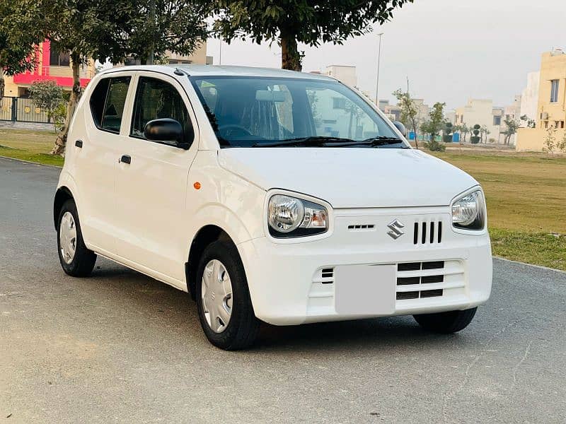 Suzuki Alto VXR (2022) 1