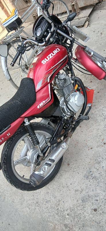 Suzuki gd 110s 0