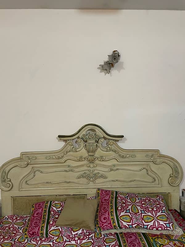 Pure wooden bed set deco paint 7