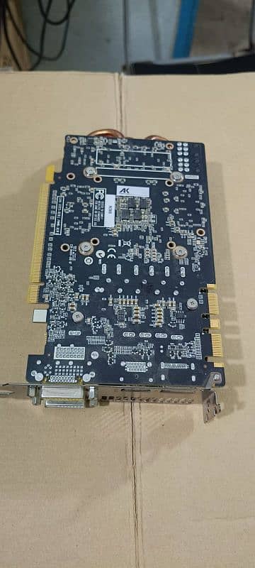 Zokat GTX 9704Gb ddr5 256bit 3