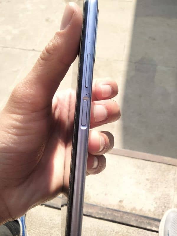 vivo y 20 4