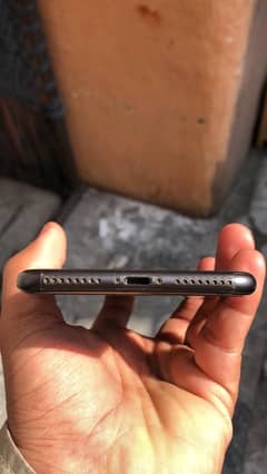 iphone 8 plus  PTA 10/10 sealed phone