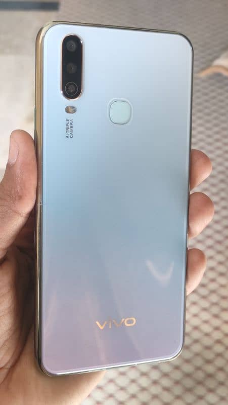 vivo y17  (urgent sale) 10/10 condition 7