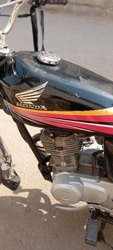 Honda 125 Like New Condition 10/10 4