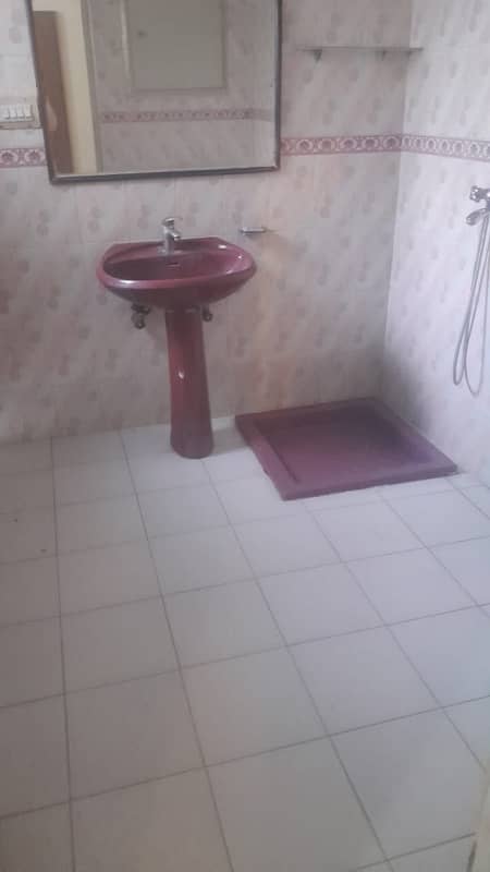 10Marla Double Storey House For Rent Family 3