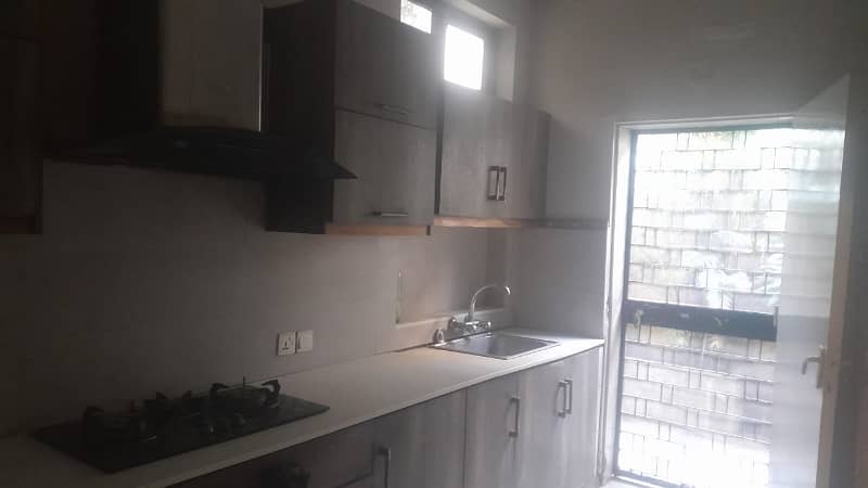 10Marla Double Storey House For Rent Family 5