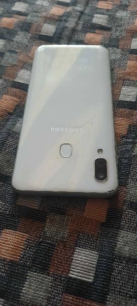 samsung A30 for sale good conditions good bettry tim 3