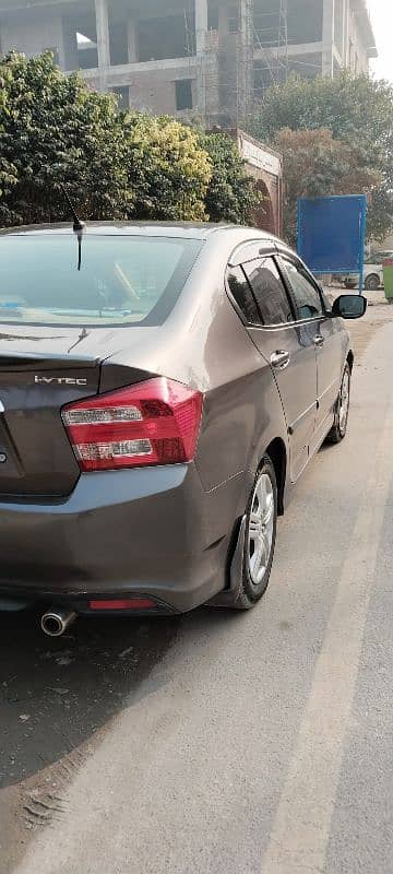 Honda City IVTEC 2020 16