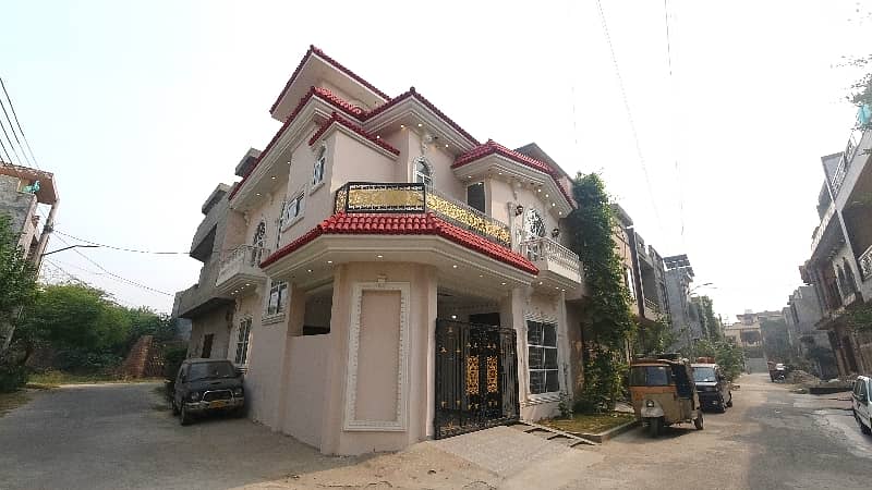 Ideally Located House Of 3 Marla Is Available For Sale In Lahore 1