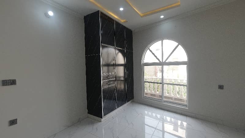 Ideally Located House Of 3 Marla Is Available For Sale In Lahore 26