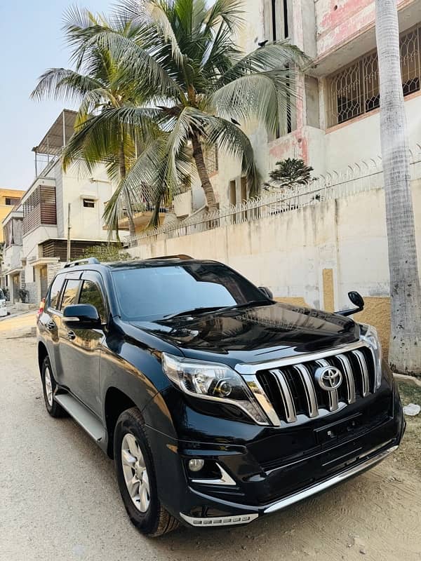 Toyota Prado 2012/18 7 seater sunroof 1