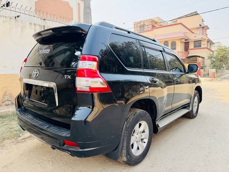 Toyota Prado 2012/18 7 seater sunroof 4