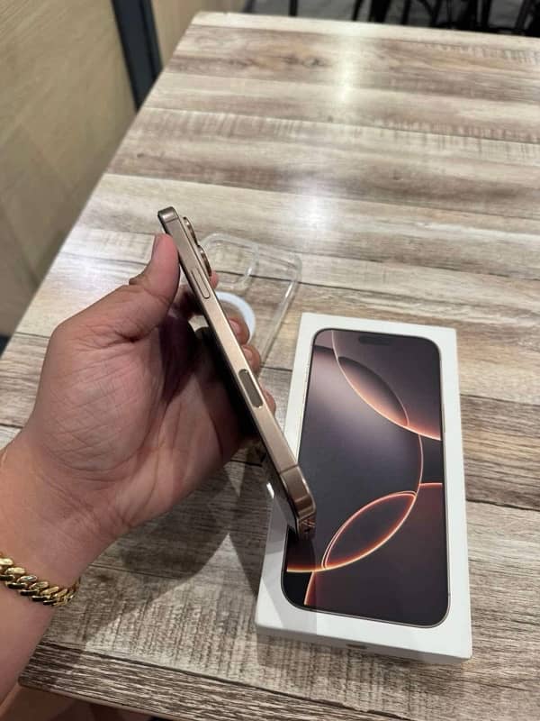 iPhone 16 Pro Max 256gb Non PTA 3