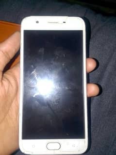 oppo a57 koi masla nahi ha bas glass tota ha complete box 03190676823