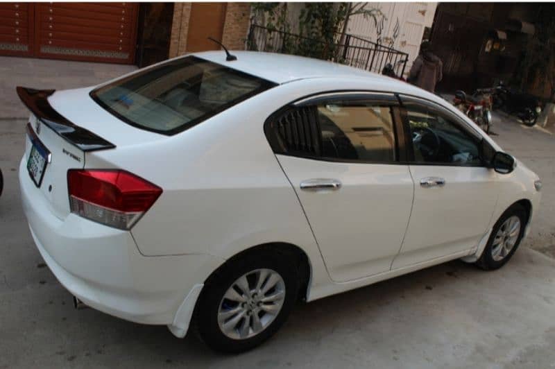 Honda City Aspire 1.5 2013 3