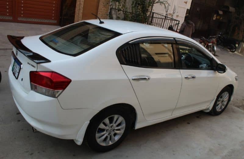 Honda City Aspire 1.5 2013 4